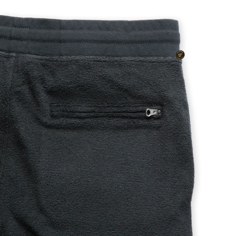 OUTERKNOWN Walkshorts HIGHTIDE Small Pitch Black - CLOTHING - [Surfboards Surf Shop and Clothing Boutique Honolulu]