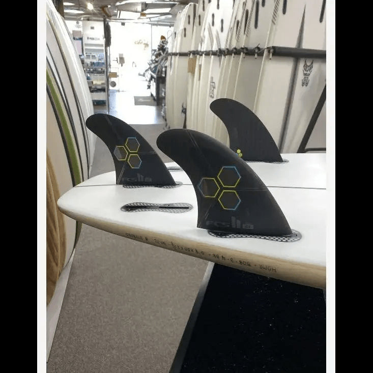 FCS II CI UPRIGHT FIN 3-Fin PC Large Reactor Template Black Color - SHOP SURF ACC. - [Surfboards Surf Shop and Clothing Boutique Honolulu]