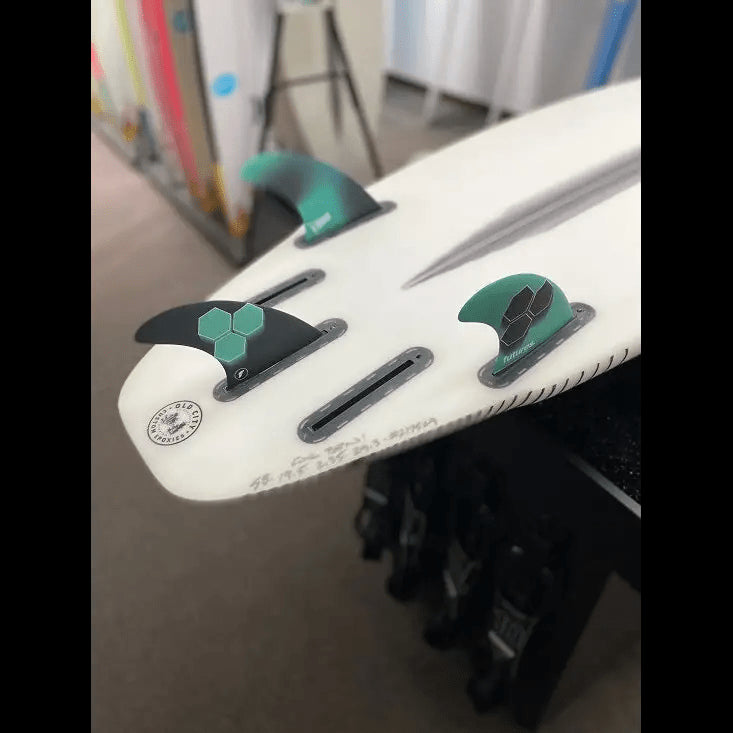 FUTURES Al Merrick 3-Fin Honeycomb Medium Rake Template - SHOP SURF ACC. - [Surfboards Surf Shop and Clothing Boutique Honolulu]